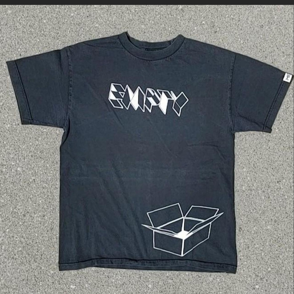 Vintage Metric Band T-Shirt Empty AAA Tag Medium Indie Rock Graphic Tee 2000s